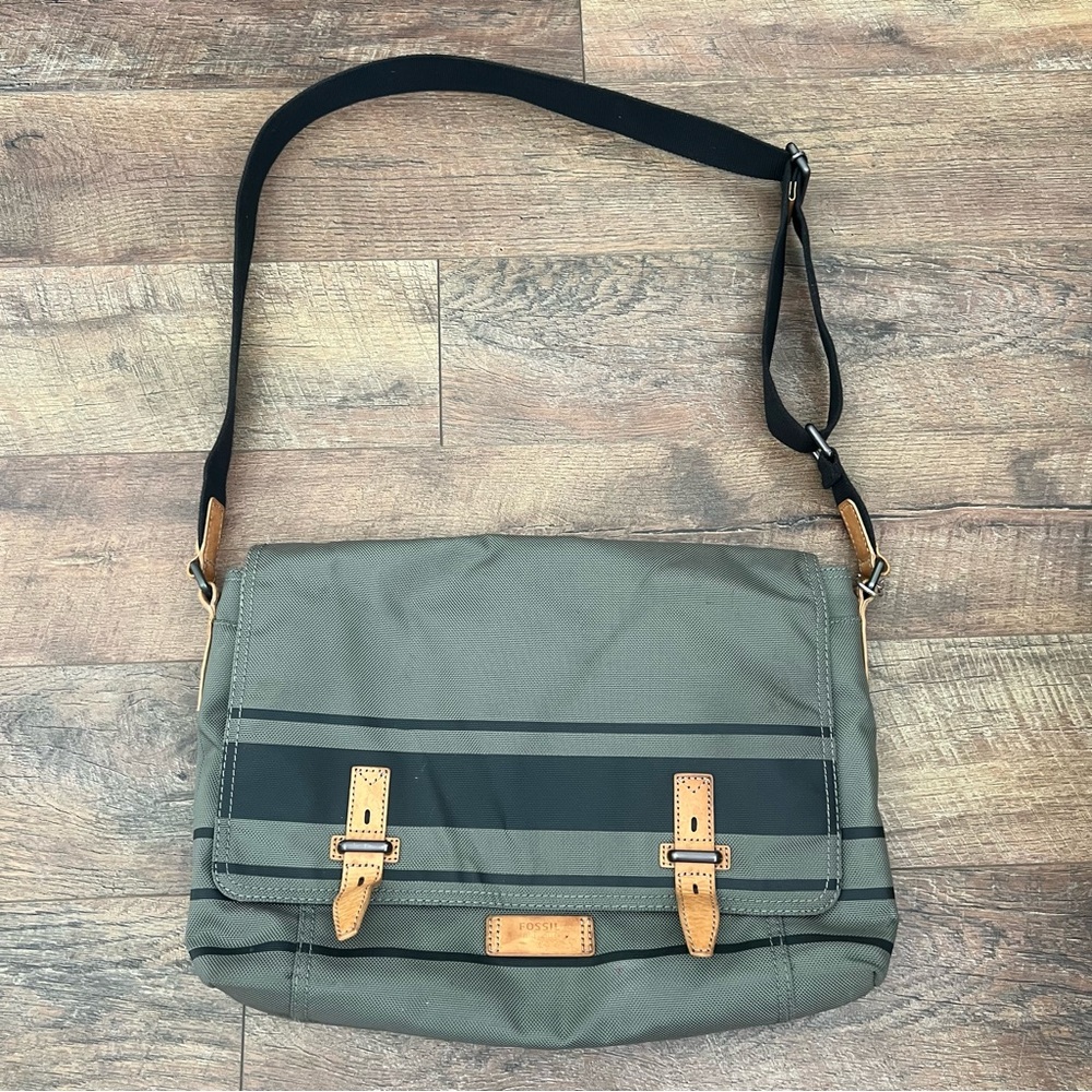 FOSSIL CANVAS CROSSBODY MESSENGER bag Olive Green/Grey w/Black